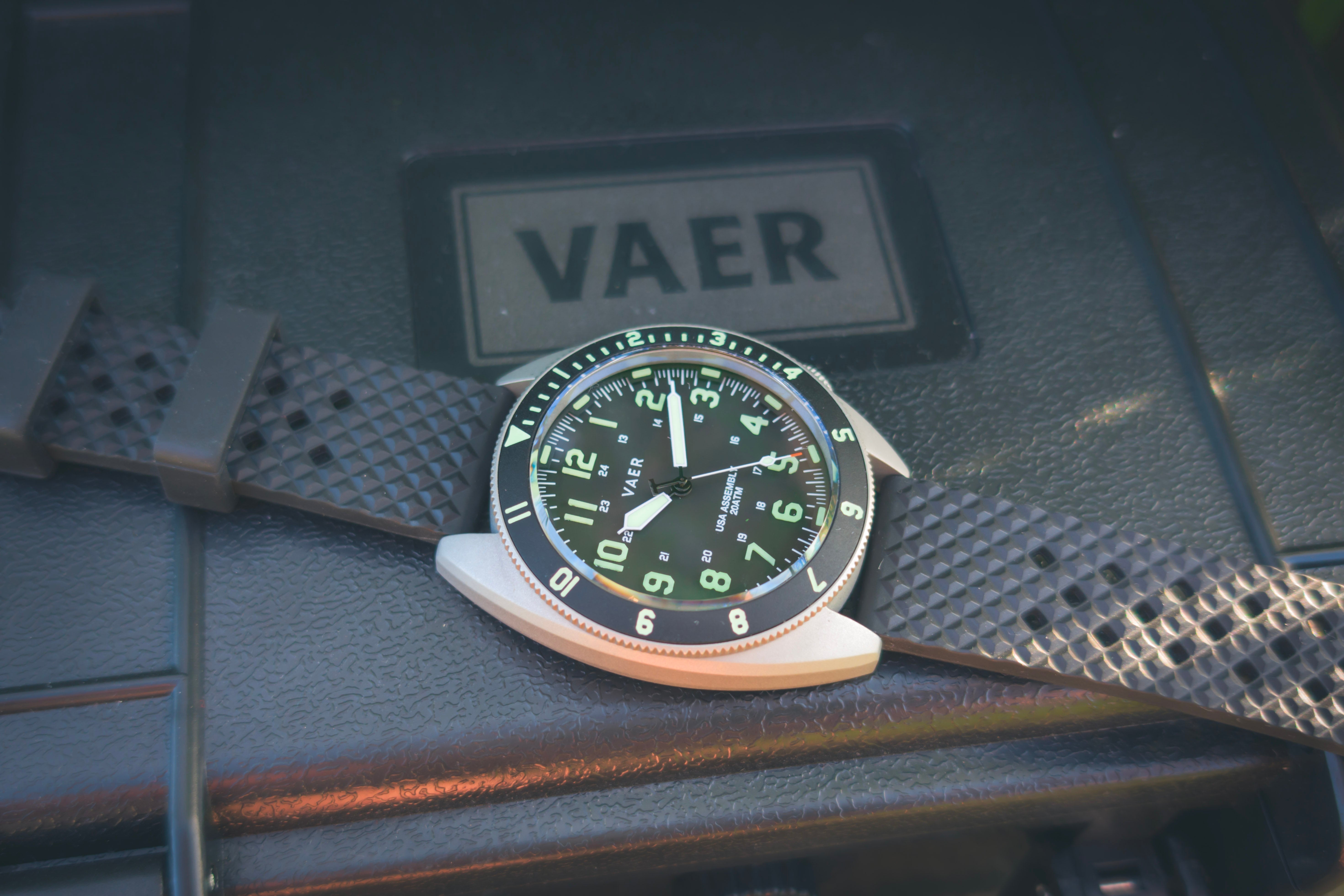 Vaer C4 Tactical Field Solar watch